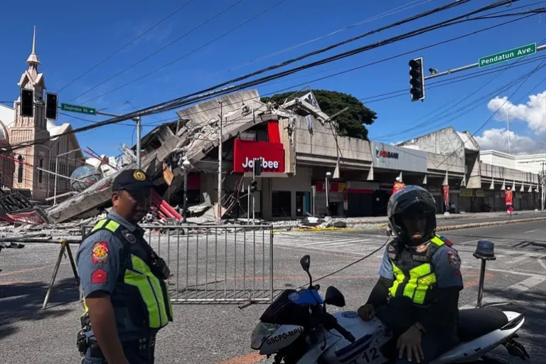 AFP__20260608__B6BJ3T3__v2__HighRes__TopshotPhilippinesEarthquake-1780886806
